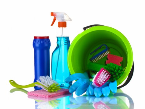 Professional carpet cleaners working on a residential carpet in W9