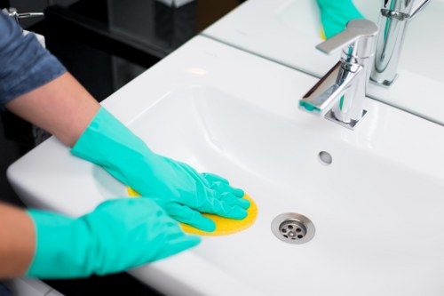 Local Airbnb cleaning team working in a Maida Vale property